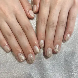 ネイル yuri 🌈のネイルデザイン