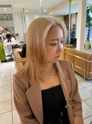 ミディアム ⭐️ダブルカラー⭐️ ｼｭﾝ⭐️のヘアスタイル