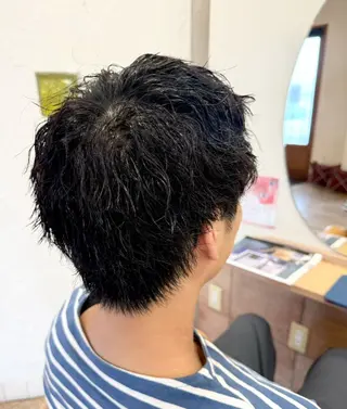 パーマ メンズ 𝒇𝒍𝒂𝒕/ 𝐇𝐈𝐍𝐀のヘアスタイル