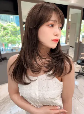 ミディアム カラー 木屋元一/透明感 /前髪/ショートボブのヘアスタイル