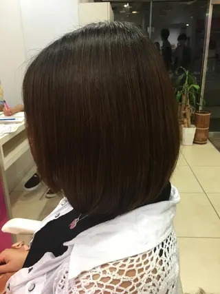 ミディアム 髪質改善× 白髪ぼかし溝江のヘアスタイル