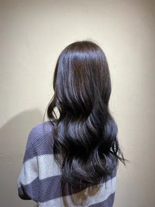 ロング カラー saya (サヤ)のヘアスタイル