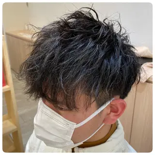 パーマ メンズ レイヤー/艶カラー 奥野恭平のヘアスタイル