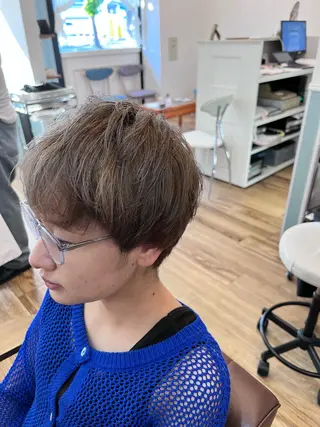ショート カラー 🐰ハイトーンカラー 畠山 渡🐰のヘアスタイル