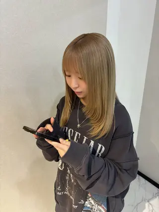 カラー ブリーチモデル募集中 星川まお𝜗𝜚のヘアスタイル