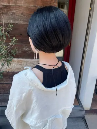 ショート 日高 香織のヘアスタイル