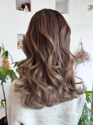 カラー 🌸小掛🌸 豊橋外国人風カラーのヘアスタイル