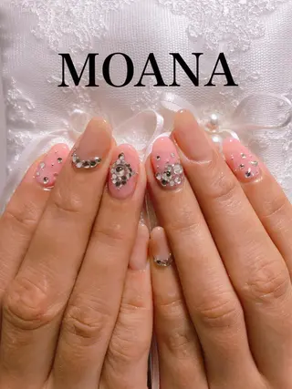 ネイル 石谷 詩織のネイルデザイン