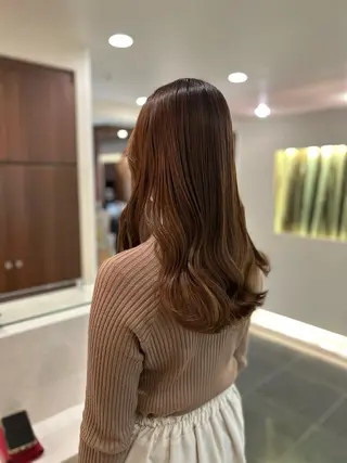 ロング カラー ヘアアレンジ チーフデザイナー 若林 麻衣のヘアスタイル