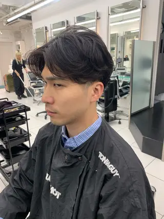 メンズ デザインヘア 小林裕史のヘアスタイル