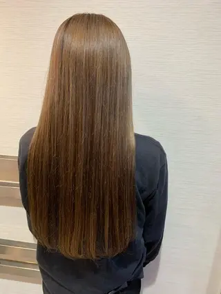 ロング カラー 蓮見  友里のヘアスタイル