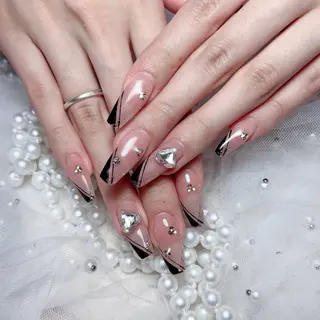 ネイル Maggie Nail🦩のネイルデザイン