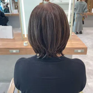 ショート カラー 井上 佳奈のヘアスタイル