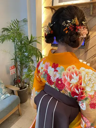 ロング カラー パーマ ヘアアレンジ maho🤍透明感 カラー/顔周りcutのヘアスタイル