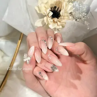 ネイル Blanche mimi.u_aのネイルデザイン