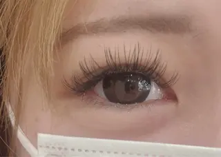 マツエク・マツパ あや 🐰ྀིの眉毛・アイブロウイメージ