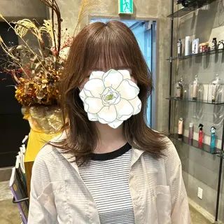 セミロング 縮毛矯正・似合わせ タナカ レイヤのヘアスタイル