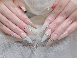 ネイル ✨Nailsalon Vi+✨のネイルデザイン
