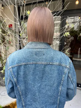 ミディアム 阪東 智春のヘアスタイル