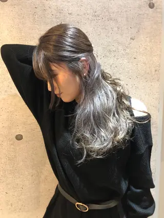 カラー 久保 敏之のヘアスタイル