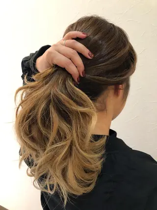 ミディアム カラー ヘアアレンジ IVY villa Suzu.のヘアスタイル