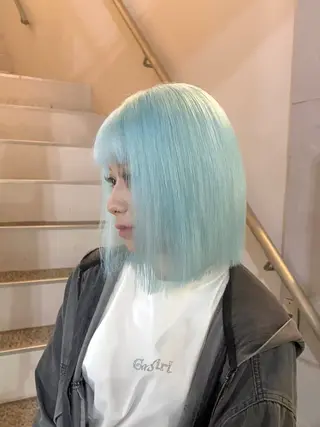 ミディアム カラー メンズ ケアブリーチ/ツヤ髪 /ハイトーン/西村のヘアスタイル