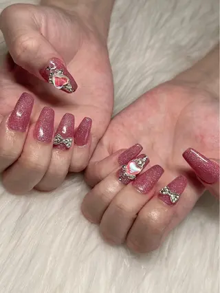 ネイル nail&eye Ariesのネイルデザイン
