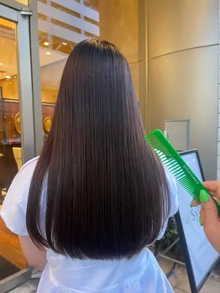 ロング ルナ|縮毛矯正 ×デザインカラー🥝のヘアスタイル