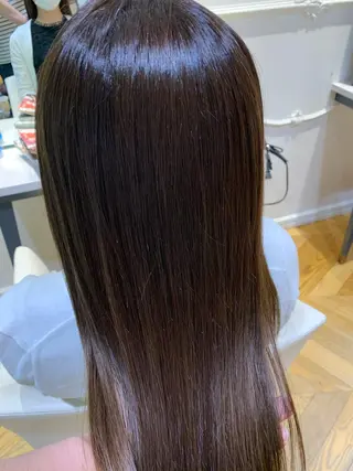 ロング 乾かすだけで艶髪酸性 ストレート髙橋悠耶のヘアスタイル
