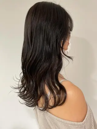 ロング カラー 太田ありさ クリーミーヘアカラーのヘアスタイル
