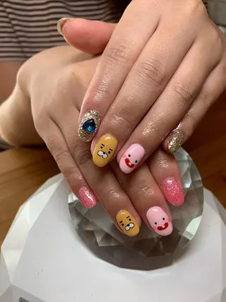 ネイル LAVISH nail salonのネイルデザイン