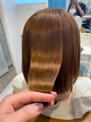 セミロング PREss Natsumiのヘアスタイル