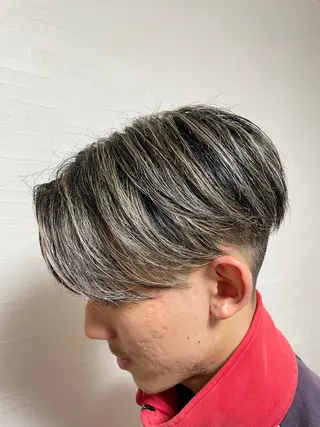 ショート ハイトーンカラー/ ハイライトJUNKIのヘアスタイル