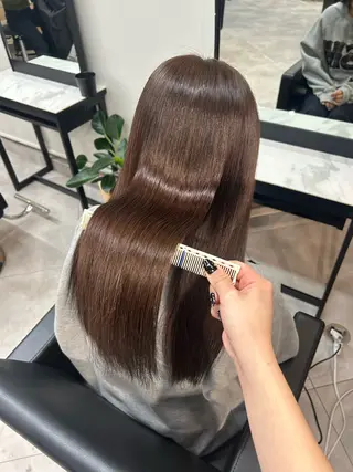 ロング moe🎀 透明感カラーのヘアスタイル