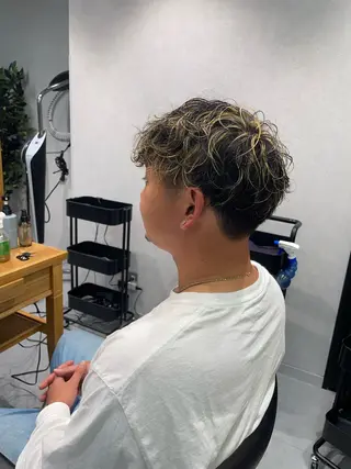 ショート カラー パーマ メンズ なりたいを叶えます！ 出口 紗依のヘアスタイル
