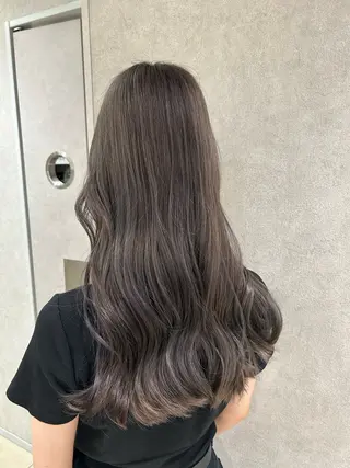 ロング カラー ⟡.·韓国ヘア*.゚ 室岡 咲希のヘアスタイル