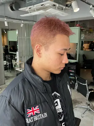 カラー メンズ 喜友名 ウララのヘアスタイル