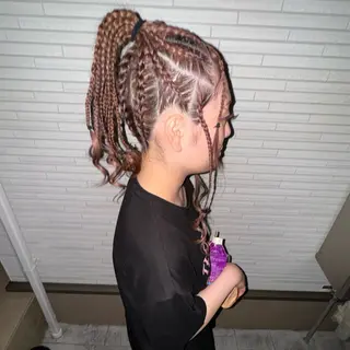 【姫路】羽エクステ/ ブリーチ/HINAのヘアスタイル