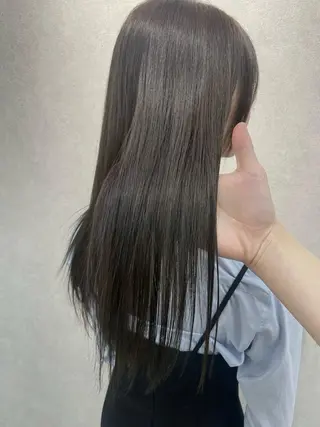 セミロング カラー いなみね はるきのヘアスタイル