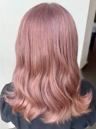 セミロング 透明感color ハイトーン✨みくりのヘアスタイル