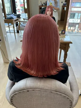 ミディアム 坂野 結子のヘアスタイル