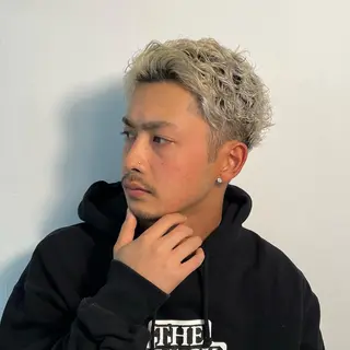 ショート カラー パーマ 【柏メンズパーマ職人 】店長　KAZUMAのヘアスタイル
