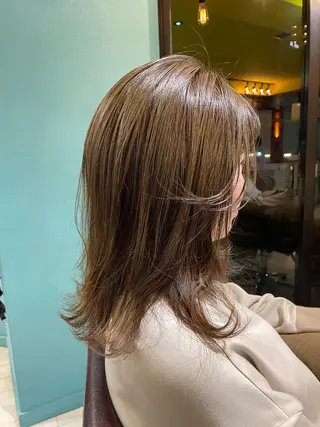 セミロング カラー 末石 智のヘアスタイル