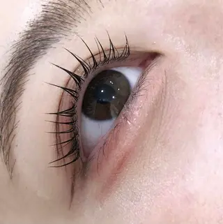 ネイル マツエク・マツパ アイブロウ Nail&eye Belire 新宿のネイルデザイン