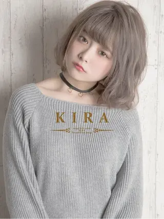ミディアム 石井 綾乃のヘアスタイル