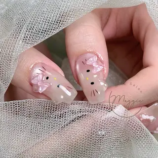ネイル Maggie Nail🦩のネイルデザイン