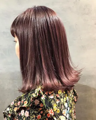ミディアム カラー ツキノキ ミナのヘアスタイル