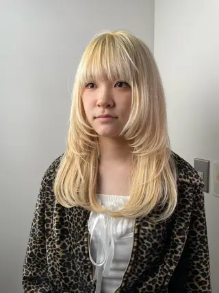 セミロング 美髪改善ストレート/ 植村友哉のヘアスタイル