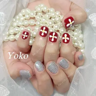 ネイル 🦋 Queenieのネイルデザイン