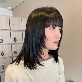 ミディアム mio 🍒レイヤーカットのヘアスタイル